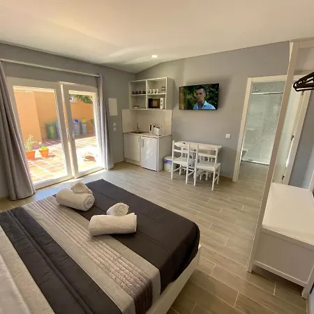 Studio Prata Lourinha (Lisbon)